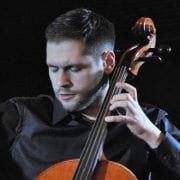 Cellolehrer Damjan Saramandić